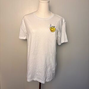 Peanuts Short Sleeve White T-Shirt Embroidered Snoopy Smile Face Size Medium